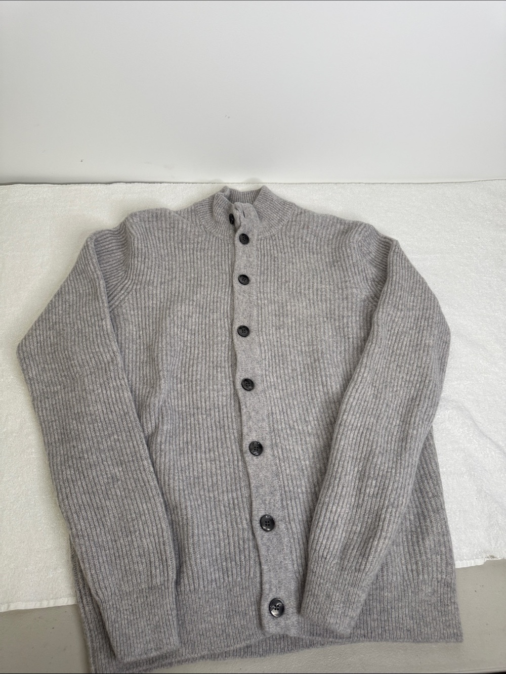 Massimo Dutti Men's Gray Ribbed Button-Up Cashmere Cardigan